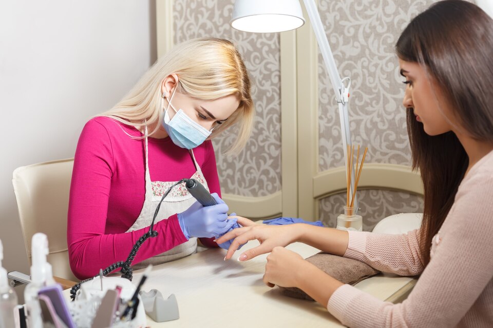 Sarıçam Manikürcü